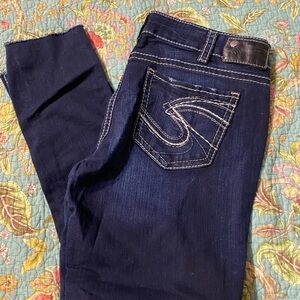 Women’s Silver Jeans Dark Indigo Suki Mid Skinny Straight Leg, Super Stretch